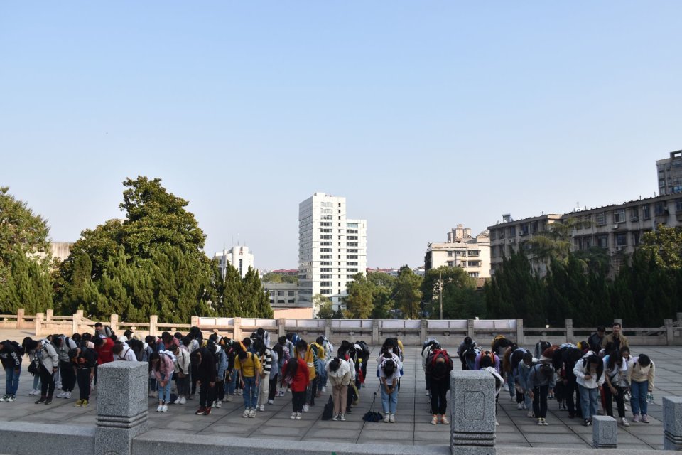 de74c11a32904ed28608f0eb02e21c08.jpg de74c11a32904ed28608f0eb02e21c08.jpg