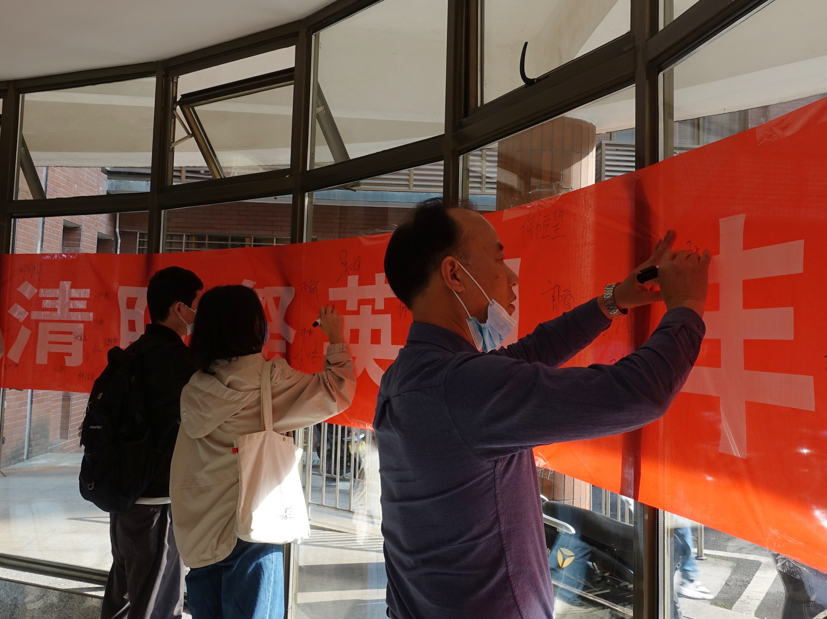 85aa131413934cae8f231d5b593e1e2d.jpg 85aa131413934cae8f231d5b593e1e2d.jpg