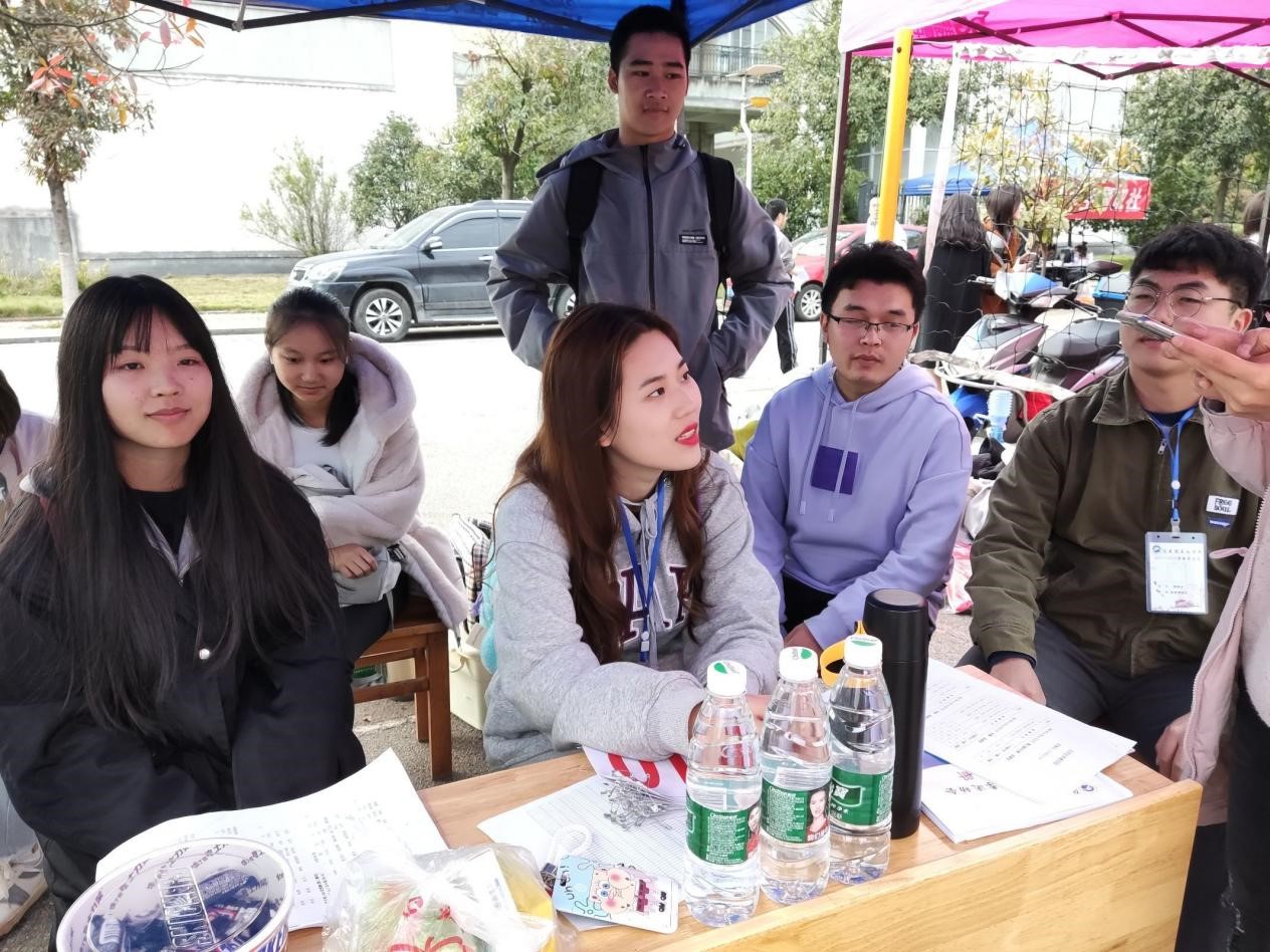 9e9b0d5337794c7181276c826662e5e2.jpg 9e9b0d5337794c7181276c826662e5e2.jpg